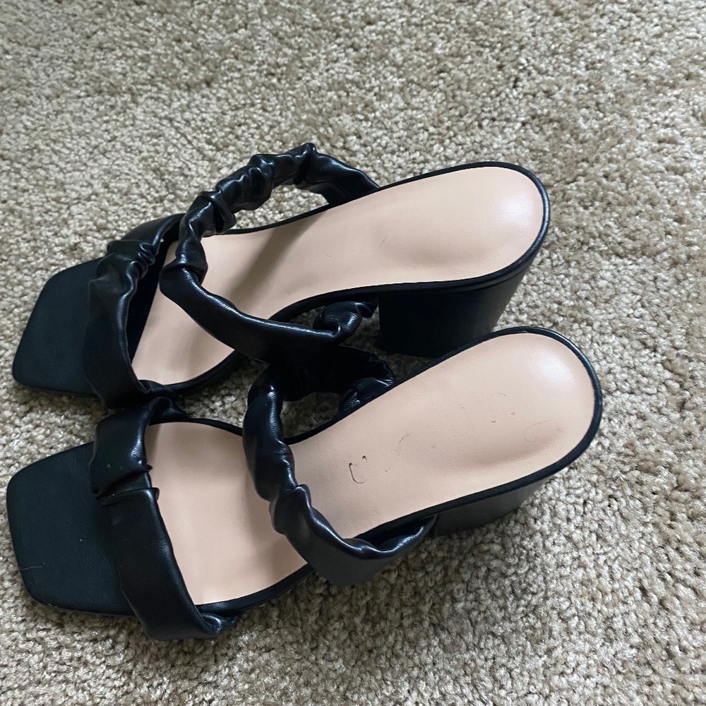 Unisa Slide on Heels